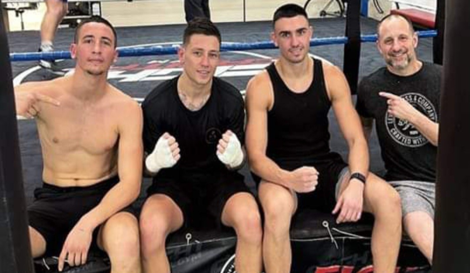 Me, Liam Paro, Ben Stanoff, Coach Chris dopo una sessione di Sparring